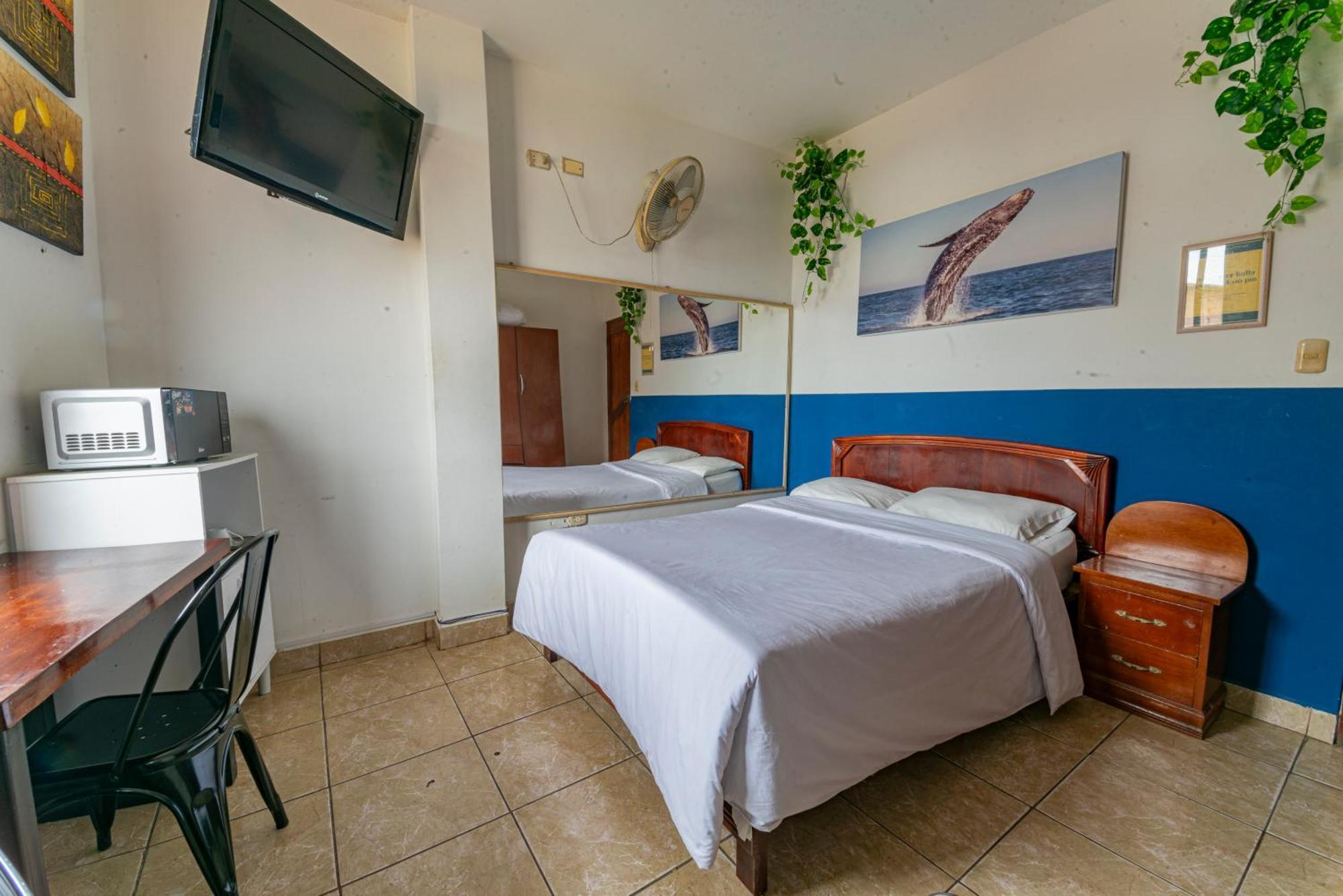 Hospedaje Gran Imperial Tumbes Eksteriør bilde