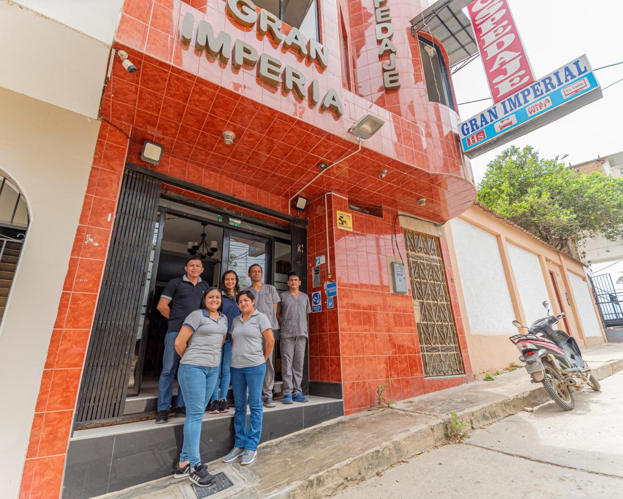 Hospedaje Gran Imperial Tumbes Eksteriør bilde